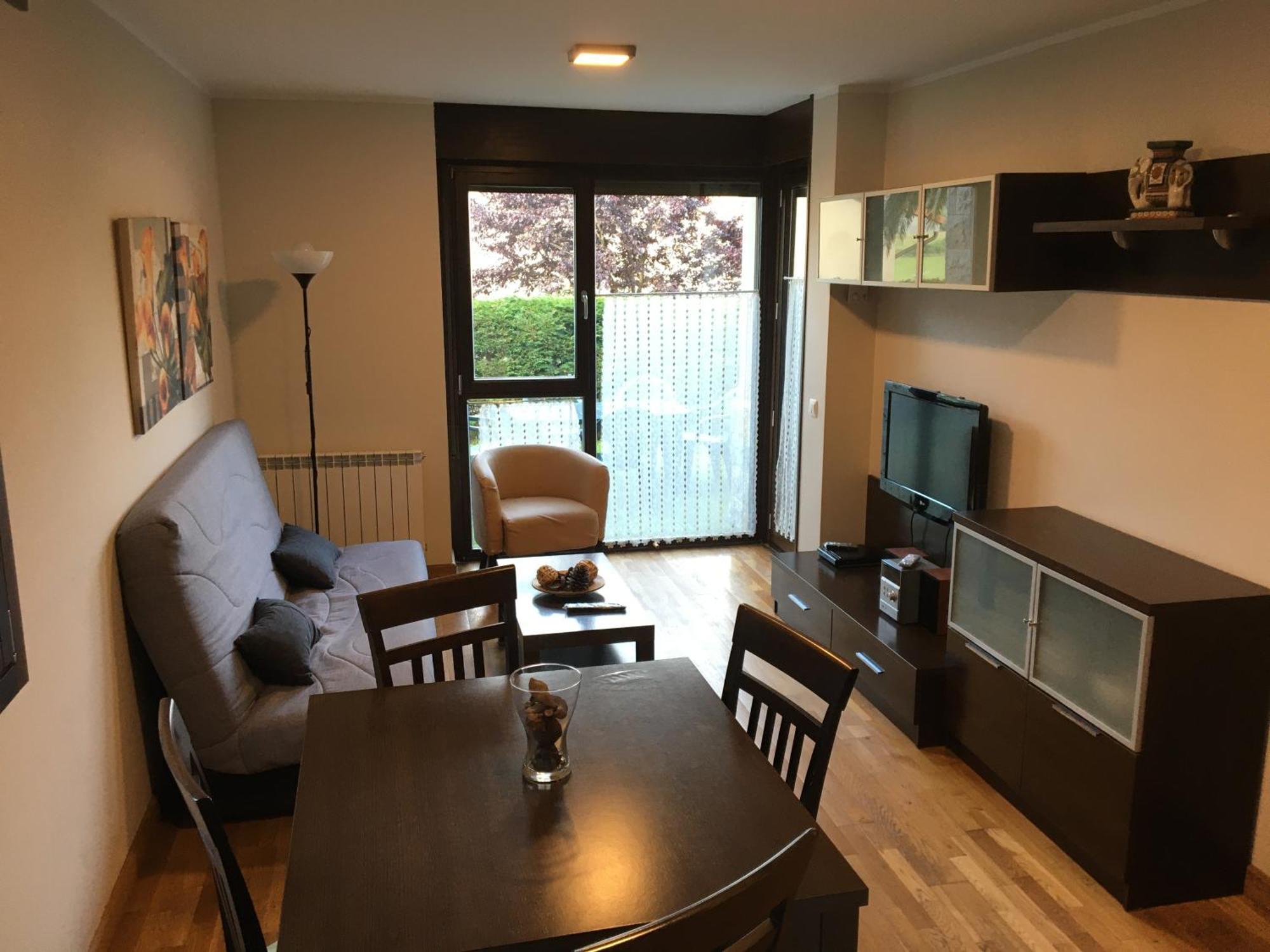 Jardin San Pelayo Apartment Ниембро Екстериор снимка